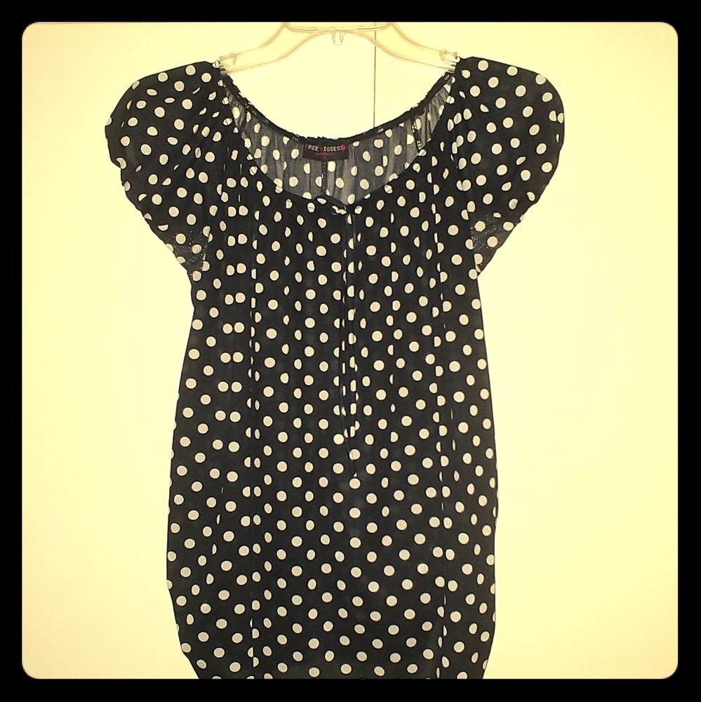 Cute polka dot top